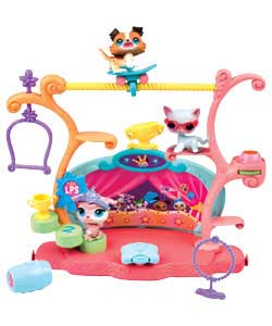 The Littlest Pet Shop Talent Show is about to begin! Your pets can show off all their tricks as