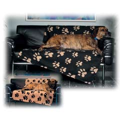 A blanket never goes wrong! Whether it`s used to keep you yourself cosy, used as throw to keep your 