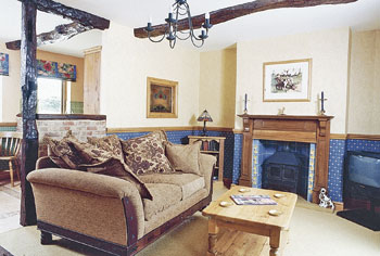 Unbranded Two Hoots Cottage