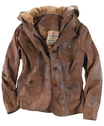 The very highest quality leather combined with big buttons and a detachable hood make this the Ultim