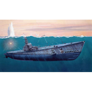 Unbranded US Navy Gato-Class submarine plastic kit 1:72