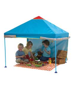 Ideal for garden and beach use.Fits over asand pits and other play areas.Fabric gives factor 50+ UV