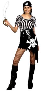No sailor stands a chance when the pirates start dressing like this. You