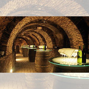 Unbranded Vineyard Experience With Lunch (For Two)