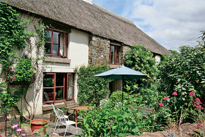 Unbranded Warmhill Farmhouse