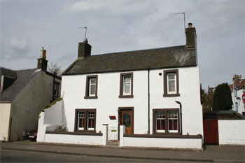 Unbranded Wellside Cottage