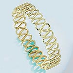 Womens 9ct. Ruffle Bangle