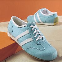 Womens Stripe Trim Shoes