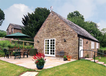 Unbranded Worthybrook Barn