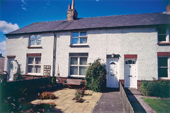 Unbranded Wren Cottage