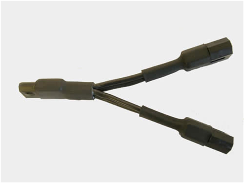 Y CABLE TO USE 2 X LAMPS OFF 1 BATTERY