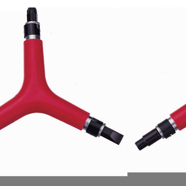 3 x 4 x 5 x 6mm hex keys, cross-head and flat-head screwdrivers