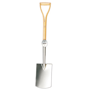 This quality digging spade is for general cultivation  soil turning and planting. It features a wood