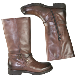 A casual Calf length boot from Jones Bootmaker. Features decorative strap and buckle around the ankl