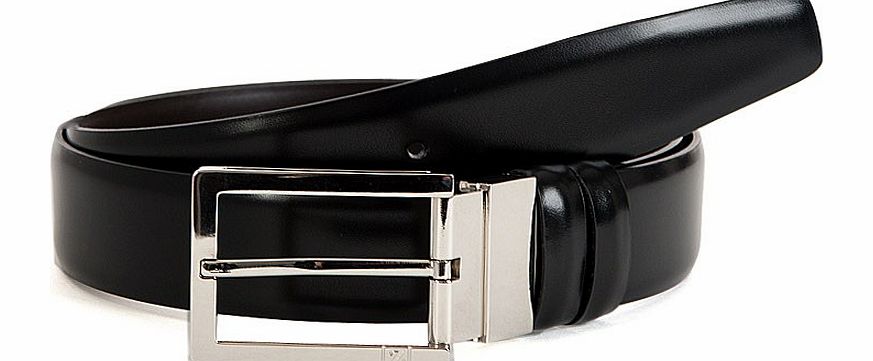 Z Zegna Silver Buckle Black Belt crafted beautifully with a shiny this belt is utter simplicity defining its self and with five belt holes and a miniature logo on the rim of belt buckle. Colour: Black Fabric: Leather