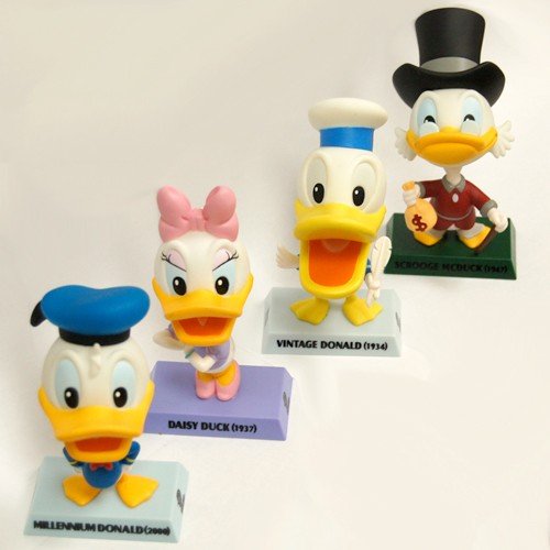Upper Deck Donald Duck - 4 x Disney Treasures Collectable Cards Box Set