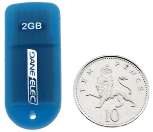 USB 2.0 Flash / Key Drive - 2GB - Dane Elec Mini-Mate - JELLY BEAN BLUE