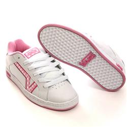 vans Ladies Lavi 2 Skate Shoes - White/Pink