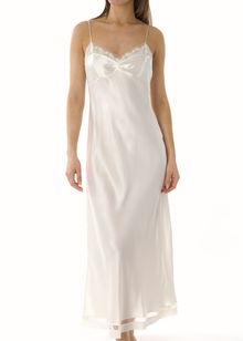 Circular crochet lace long gown