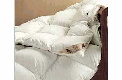 Viceroybedding Goose Feather And Down Duvet / Quilt, 4.5 Tog, Super King Bed Size, Contains 40 Down, by Viceroybedding