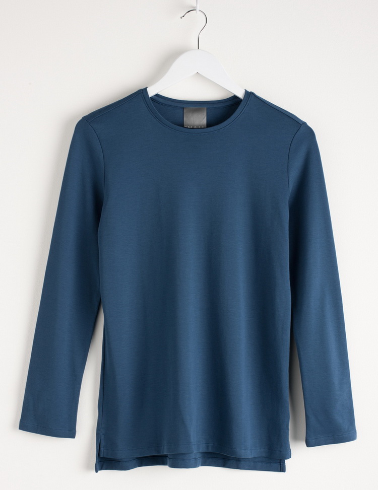 Wall Luxury Essentials Quintessential Tshirt