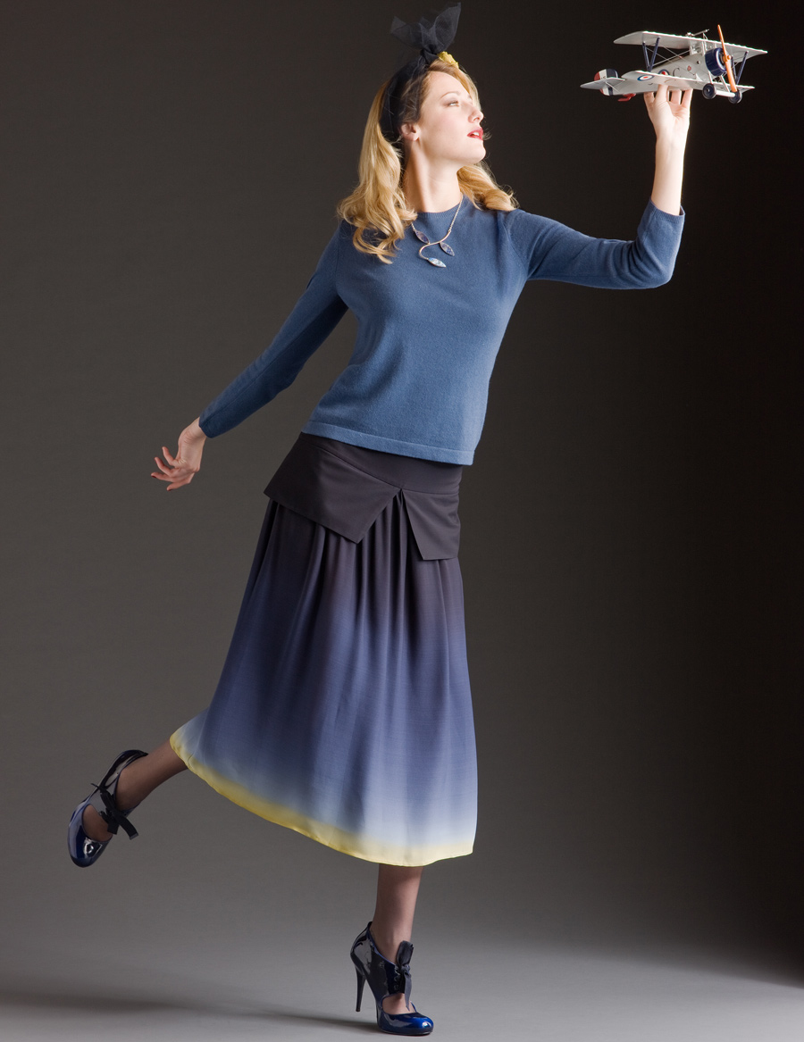 Wall Luxury Essentials Rothko Skirt