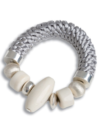 Wall Luxury Essentials Silk Macrame Bracelet On Elastic