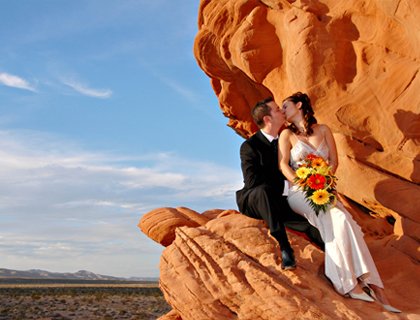 Wedding at the Valley of Fire One Hour Photo Tour