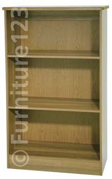 Welcome Furniture Hatherley 3 Shelf Bookcase in Oak