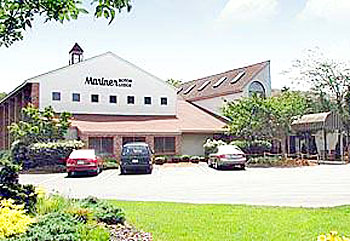 WEST YARMOUTH Mariner Motor Lodge