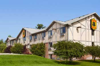 WHITEHALL Super 8 Motel - Whitehall