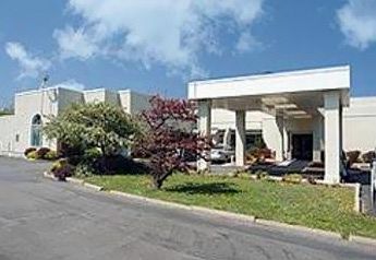 Clarion Hotel Buffalo Airport