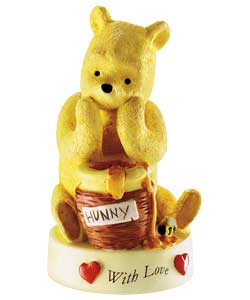 Winnie the Pooh Classic Pooh - With Love Figure