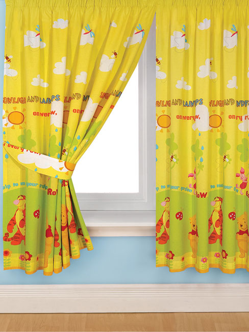 Winnie the Pooh Curtains Flowers