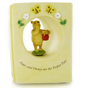 Winnie the Pooh Eating Honey Book Musical Gift
