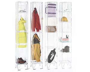 Wire mesh locker