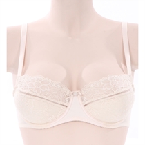 Wonderbra Cream Lace Desire Balconette Bra
