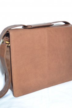 Woodland Leather Woody Brown Messenger Bag
