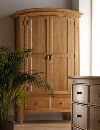World Furniture Caprio Solid Oak 2 Door 2 Drawer Wardrobe
