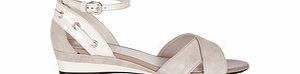 Tod`s Womens beige suede strapped sandals